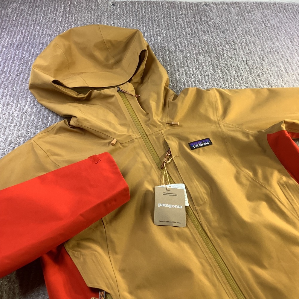 Patagonia Womens Storm Shift Jacket GORE-TEX Talon Gold 31750 Size Large NWT